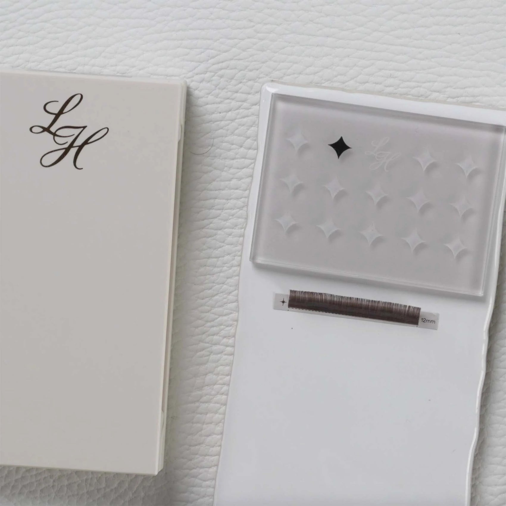 Lash Palette: Frosted Glass Glue Palette